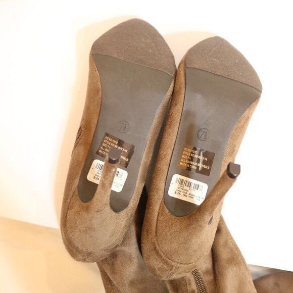 New With Tags Suede Over the Knee boots - Picture 4 of 7